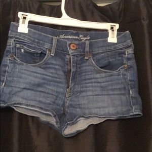 AMERICAN EAGLE denim shorts!